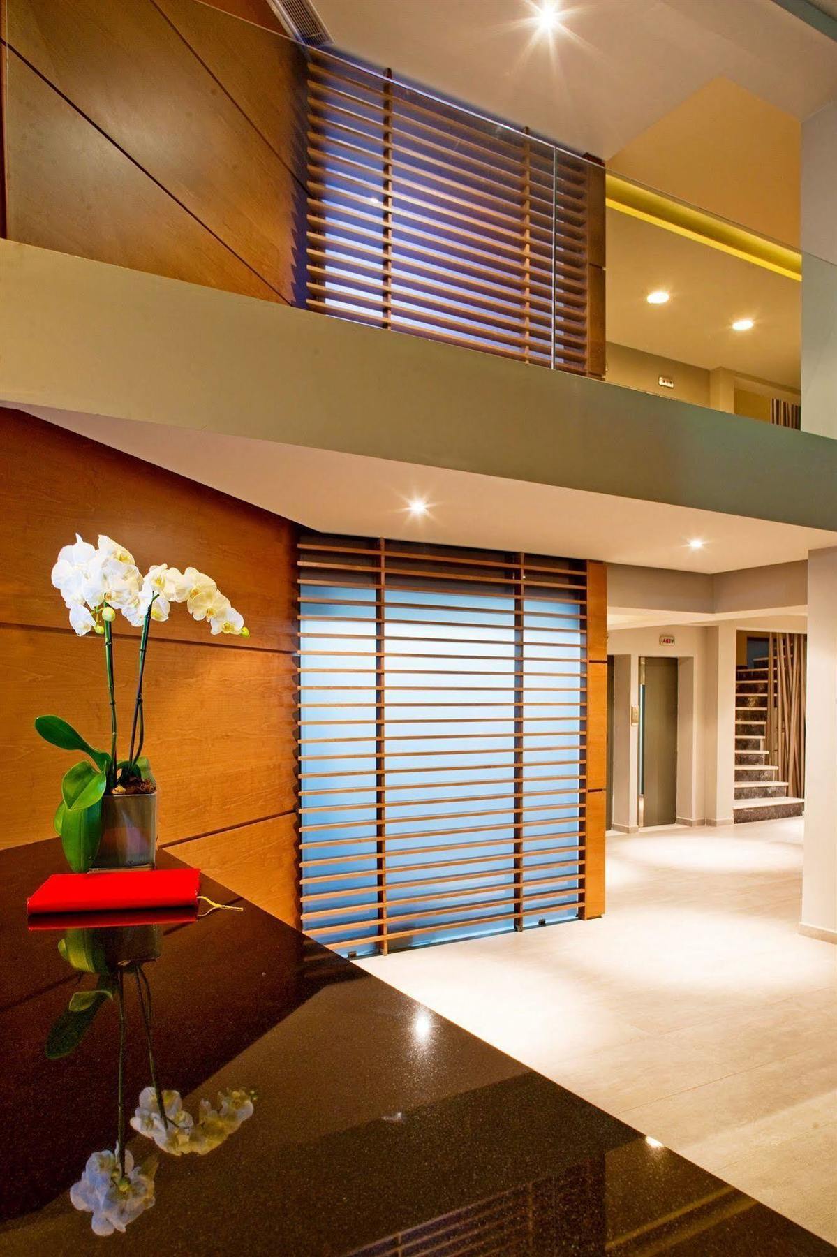Oktober Downtown Boutique Hotel Rhodes City 外观 照片