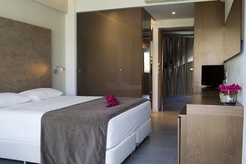 Oktober Downtown Boutique Hotel Rhodes City 外观 照片