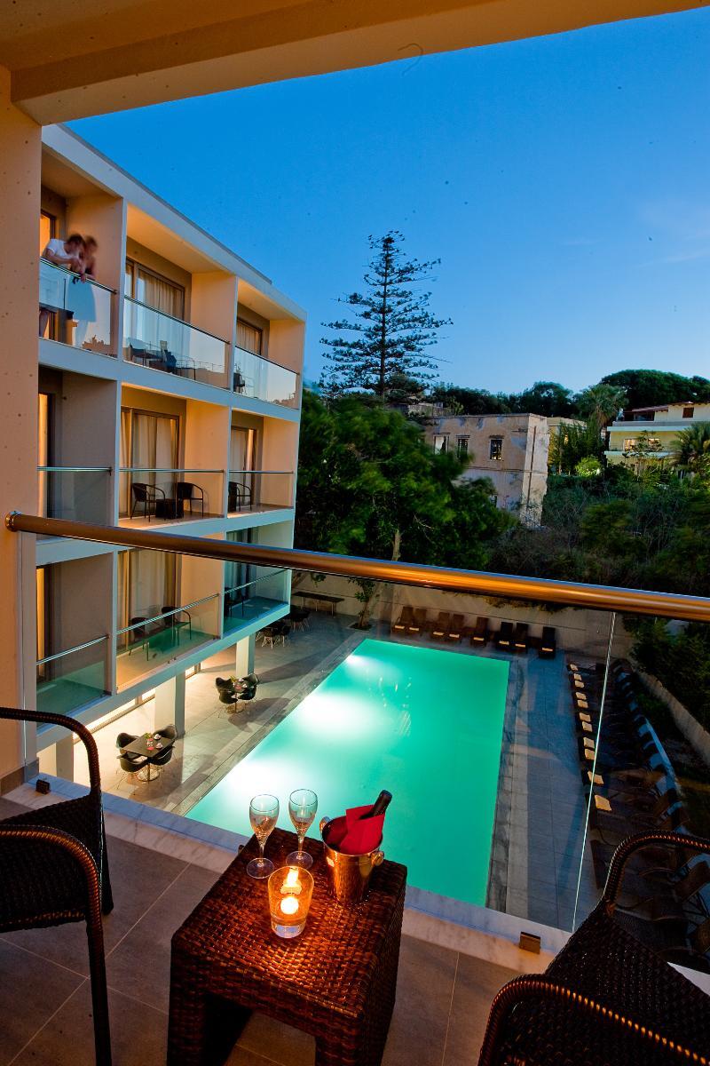 Oktober Downtown Boutique Hotel Rhodes City 外观 照片